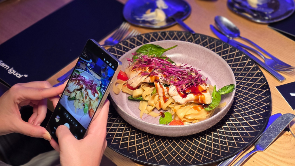 Samsung'dan yapay zekalı restoran!